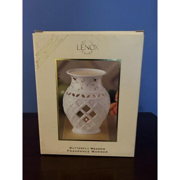 NEW Lenox Butterfly Meadow Fragrance Warmer in box - Picture 1 of 5
